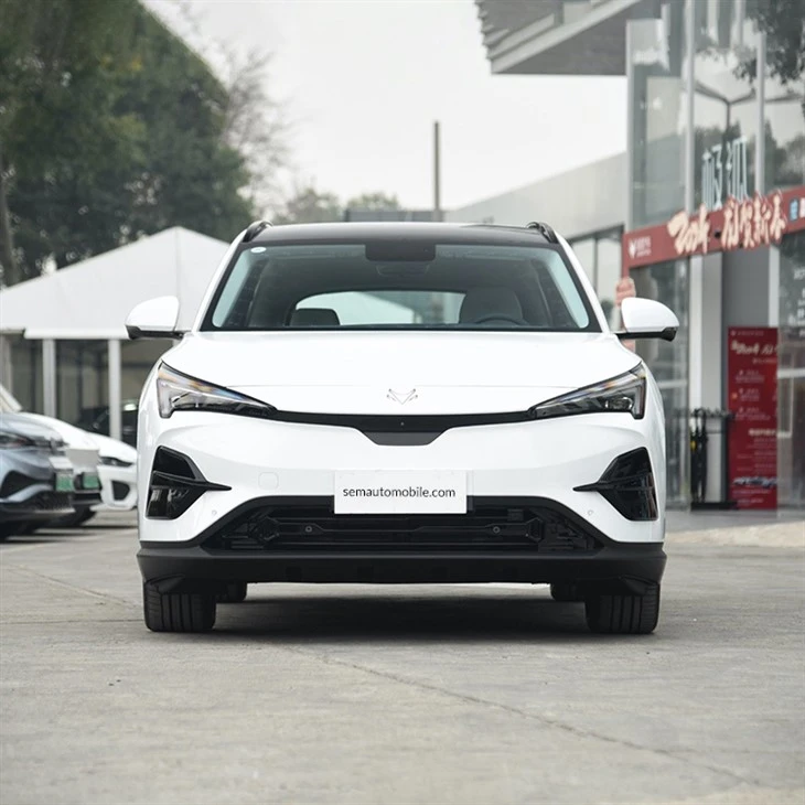 Arcfox Alpha T5 SUV