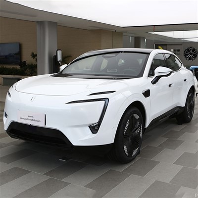 Avita 11 HarmonyOS SUV sa stražnjim pogonom